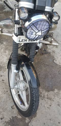 Suzuki gs 150 se