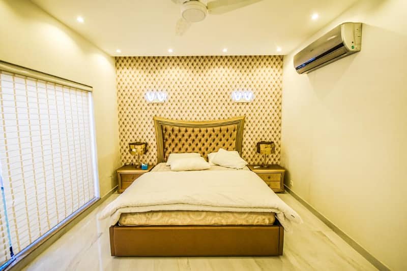 1 KANAL FULLY FURNISHED UPPER PORTION AVAILABLE FOR RENT 14