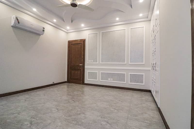 1 KANAL UPPER PORTION AVAILABLE FOR RENT 3