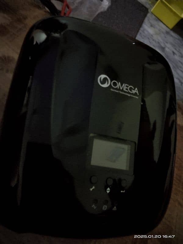 omega ups with fresh all most new condition koi fault nii ha 2