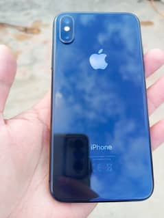 I PHONE X 64GB NON PTA.