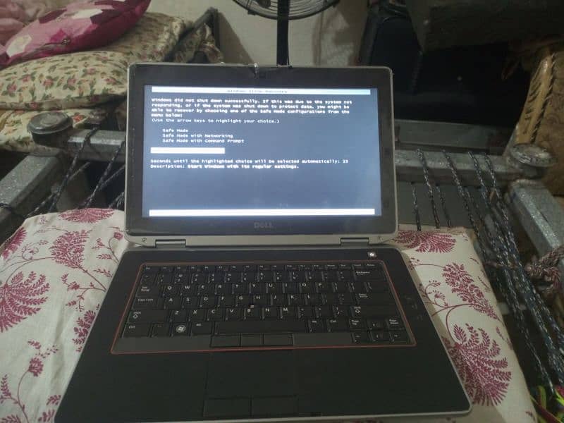 dell latitude e6420  good condition everything working 3