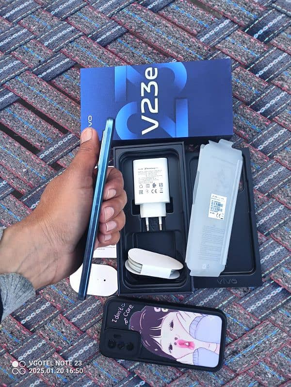 vivo v23e 8+8_256 my WhatsApp 03091940219 4