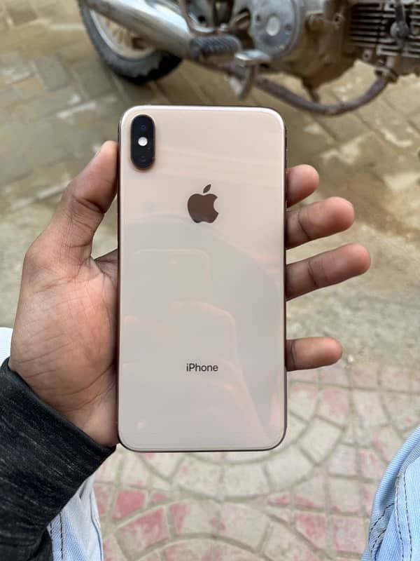 Apple iphone Xsmax 0