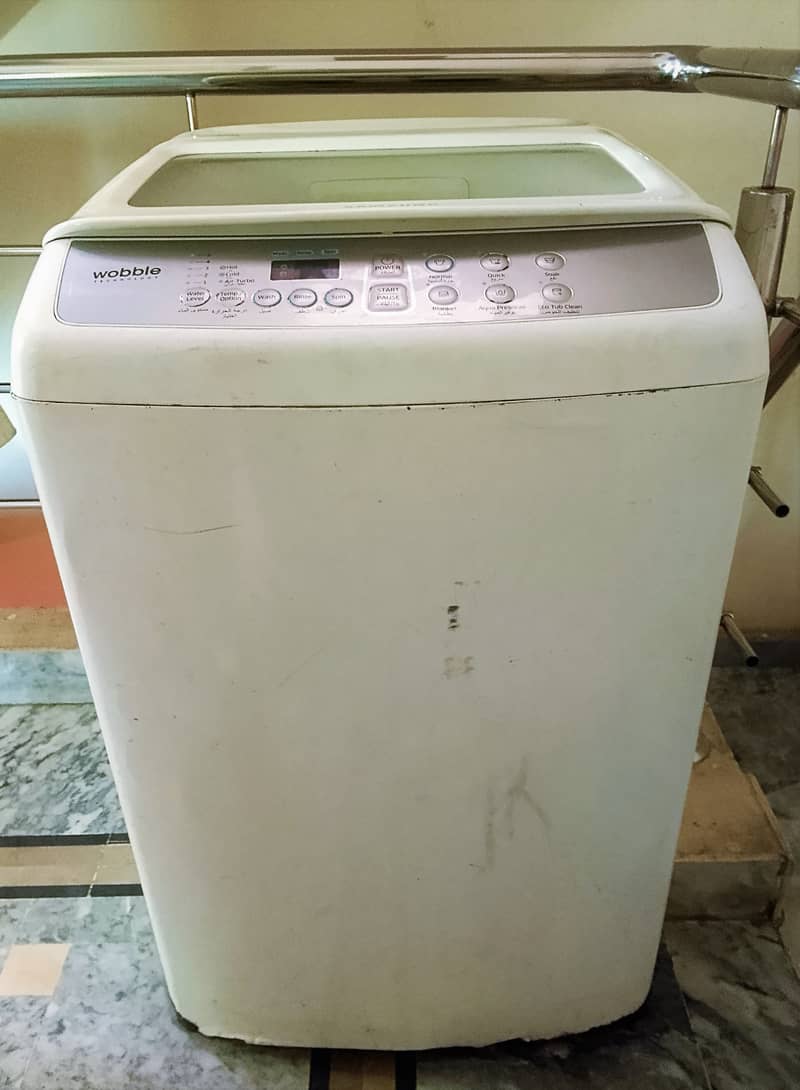 Samsung Fully Automatic Top Load Washing Machine (Model: WA70H4200SW) 1