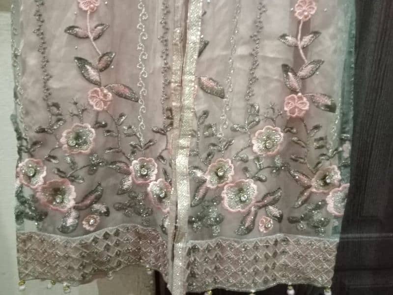 +923259334131 " 5 dresses for sale  price 53000 2