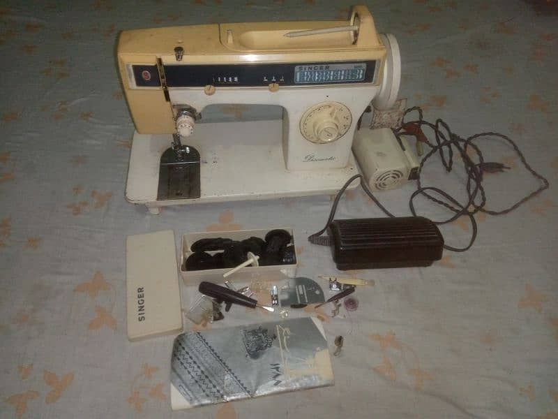 singer disc matic machine in good condition 0