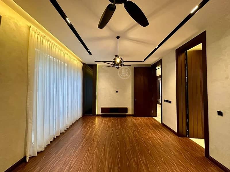 One Kanal Beautiful Modern Bungalow Available For Sale Near carrfor In DHA Phase 7 Lahore 17