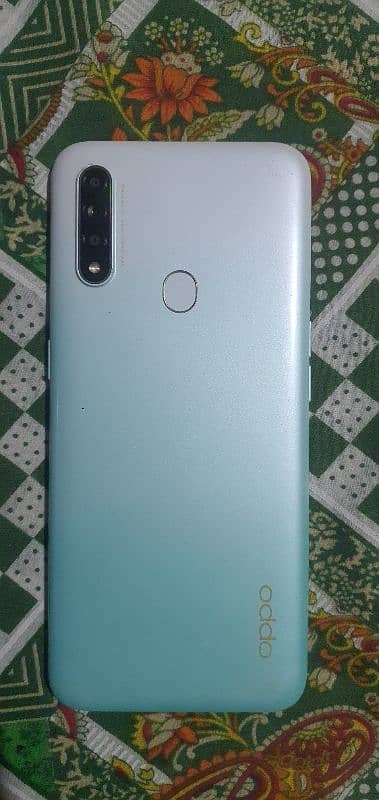 Oppo A31 0