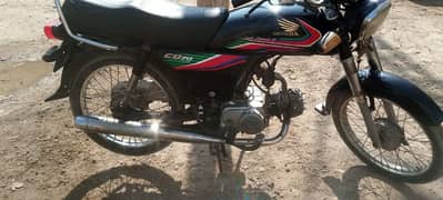 Honda CD 70 2017 model bike for sale contact number 03353615807