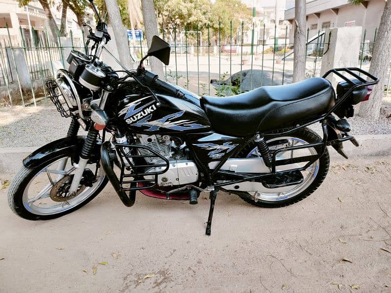 Suzuki GS 150 SE 2022 condition 10/9 incurred till oct 2025 0