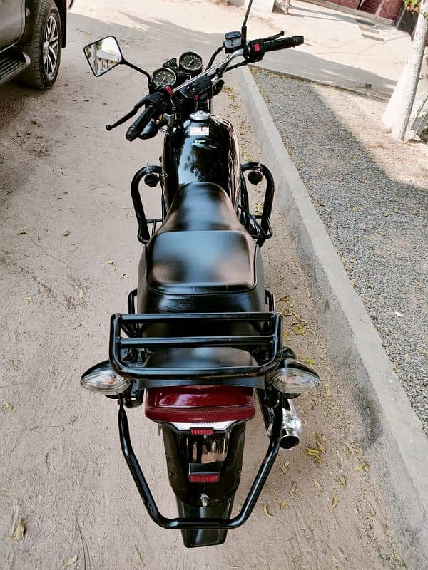 Suzuki GS 150 SE 2022 condition 10/9 incurred till oct 2025 5