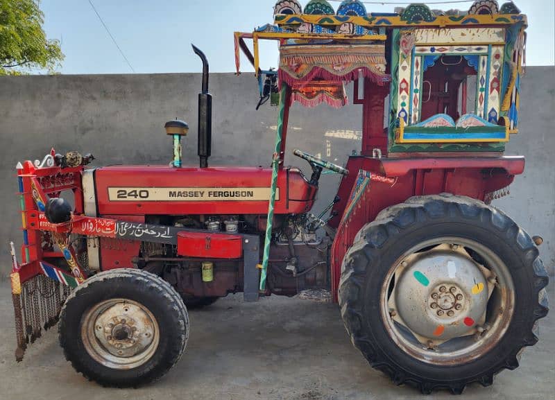 Massey Ferguson 240 4