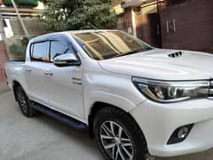 Toyota Hilux Revo V 2017