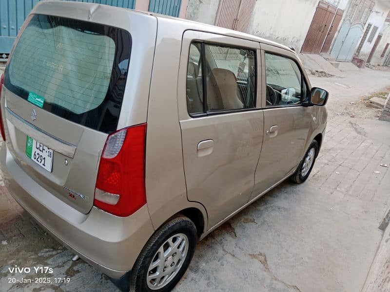 Suzuki Wagon R 2018 12