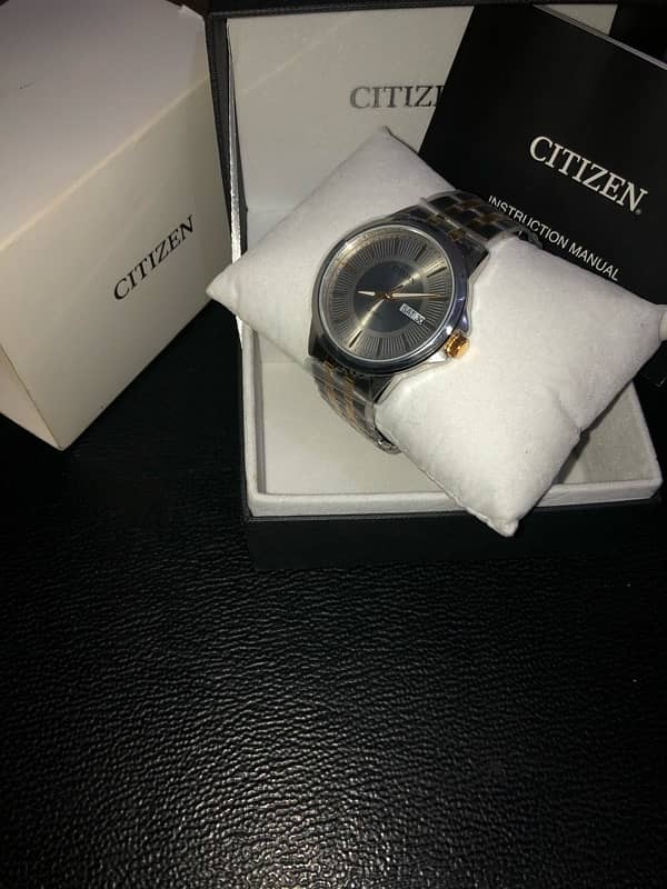 citizen quartz new watch 2