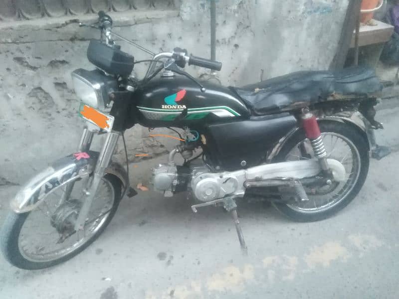 Road prince bike hai 17 model. condition engine is wel done 0