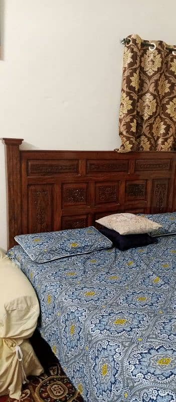 Double bed for sale pure wooden 6