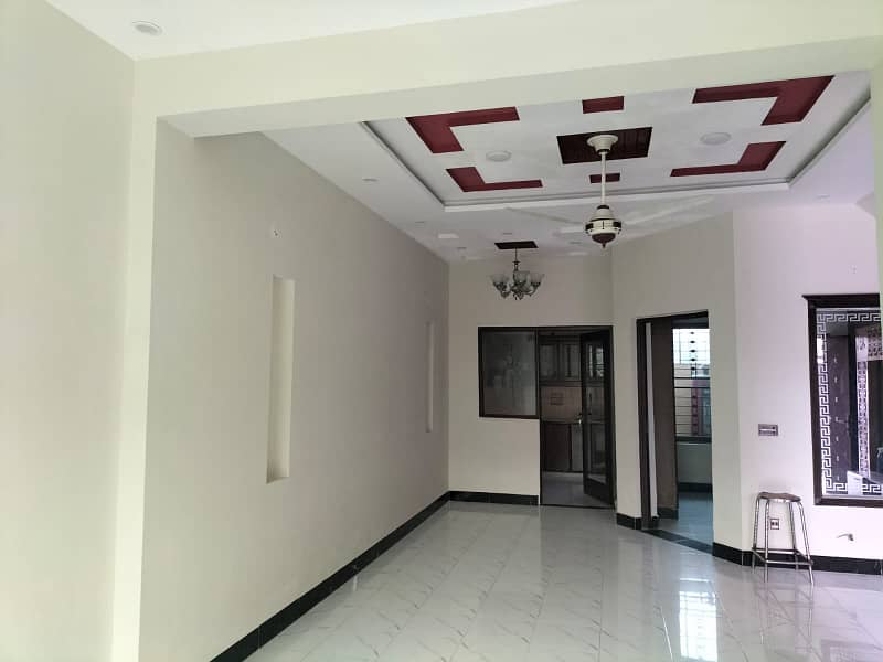 3.5 MARLA BRAND NEW HOUSE FOR SALE AT THE HOT LOCATION OF JOHAR TOWN facing park option 2