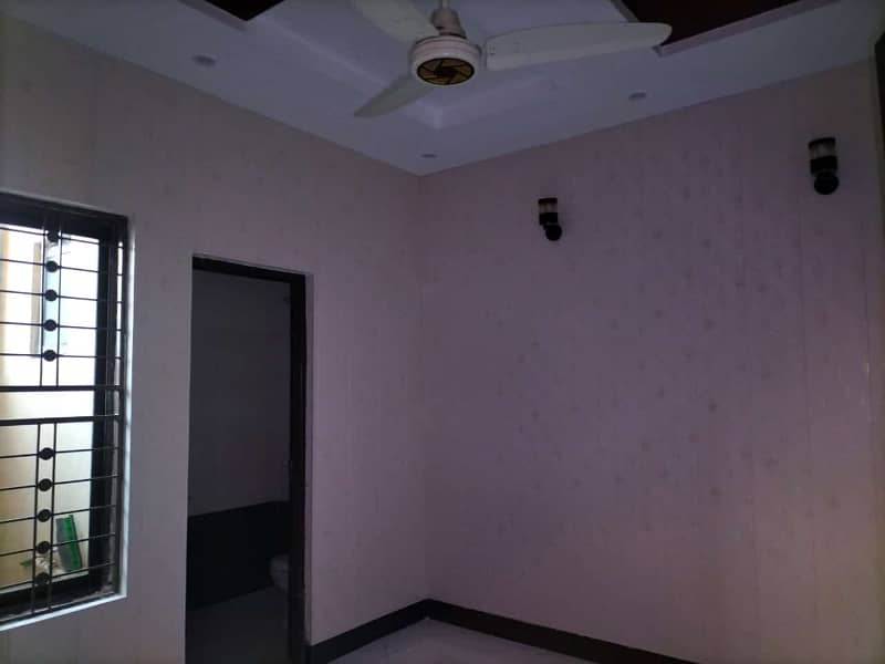 3.5 MARLA BRAND NEW HOUSE FOR SALE AT THE HOT LOCATION OF JOHAR TOWN facing park option 17