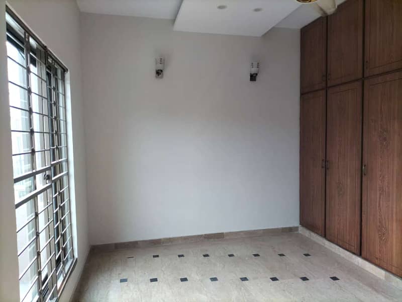 3.5 MARLA BRAND NEW HOUSE FOR SALE AT THE HOT LOCATION OF JOHAR TOWN facing park option 27