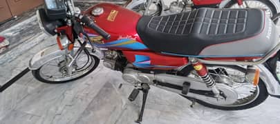 Super power 2011 model Genuine engine one hand used 55000kms mileage