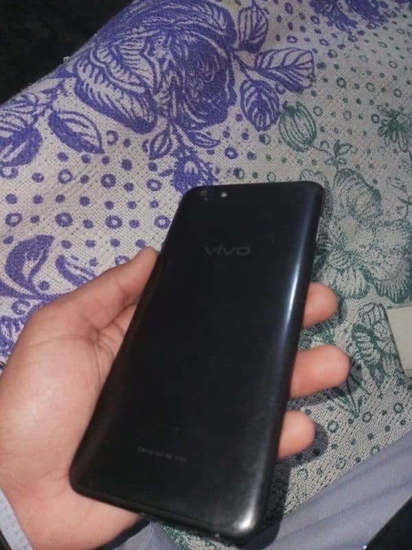 Vivo 1801 0