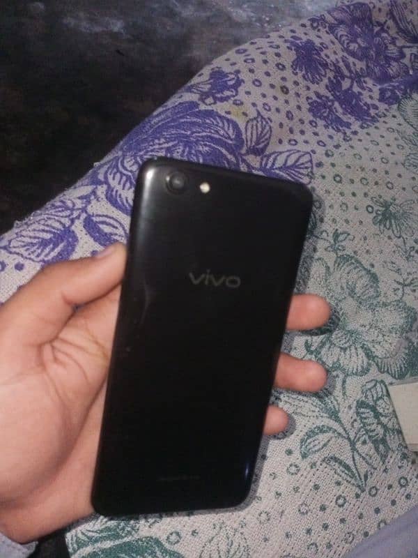 Vivo 1801 2