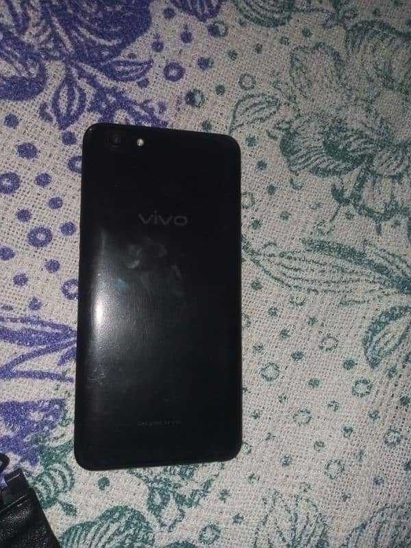 Vivo 1801 7