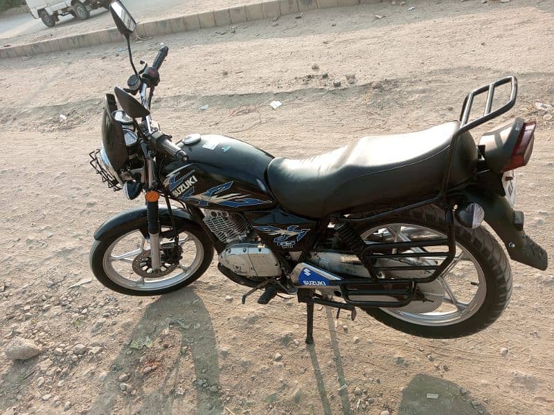 Suzuki gs 150 model 2018 urgent sale 4