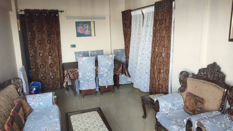 3BDD 1450 SQFT 6 FLOOR CORNER WEST OPEN MAIN ROAD FACING. . . 4