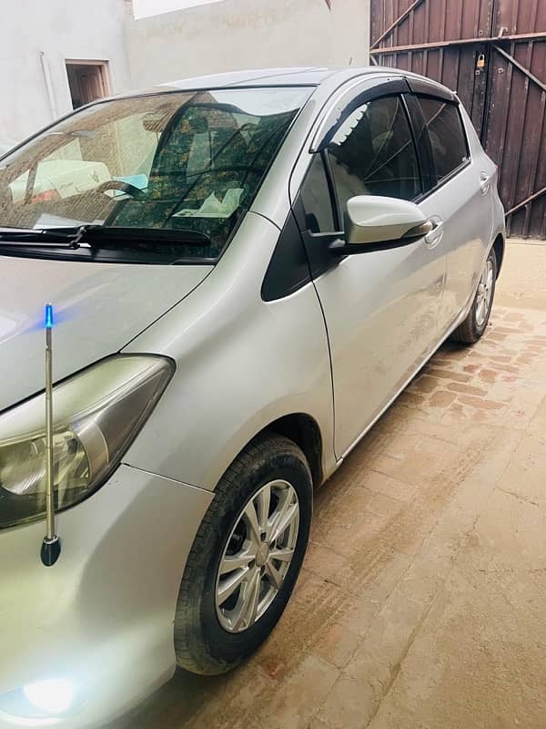 Toyota Vitz 2012 1