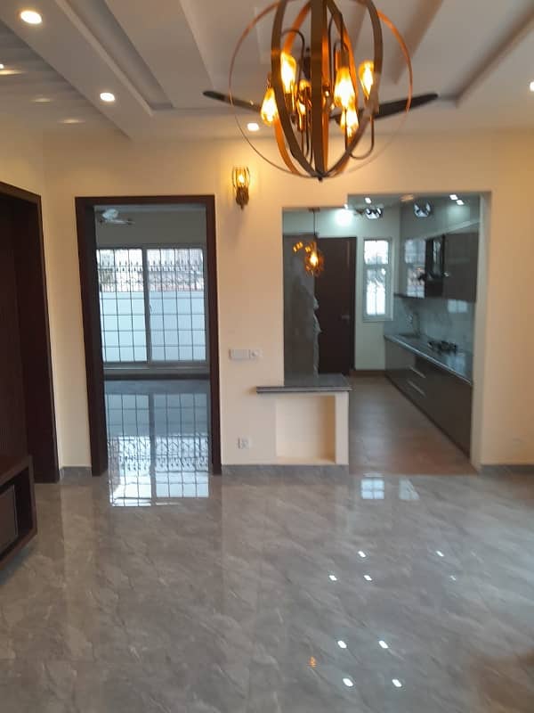 Top City 1 Full House For Rentv4 Bedroom 6 Bath Double Drawing Double Kitchen . Very Attractive House . For Decent Families Very Near To Islamabad Airport Call For Info 3