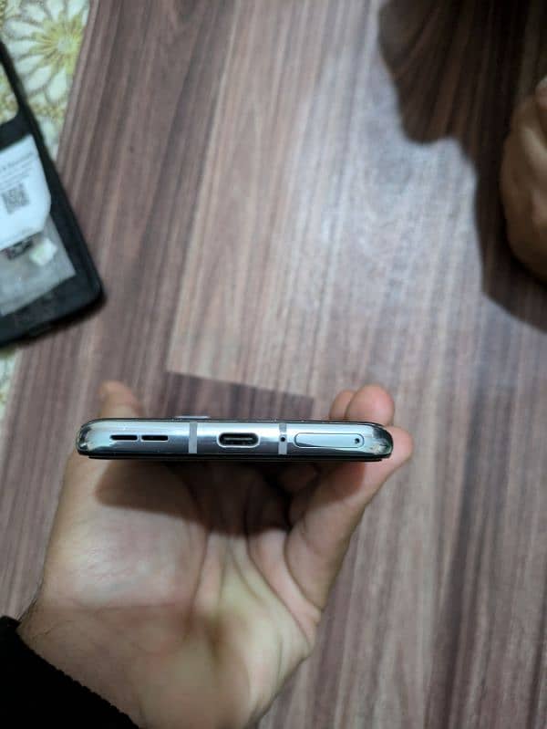 one plus 8t 3