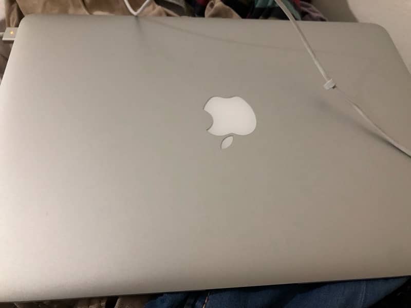 Macbook Air 2017 0