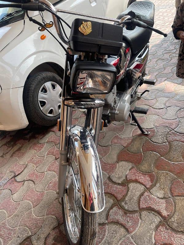 Honda 125 Black Colour Lush Condition 0