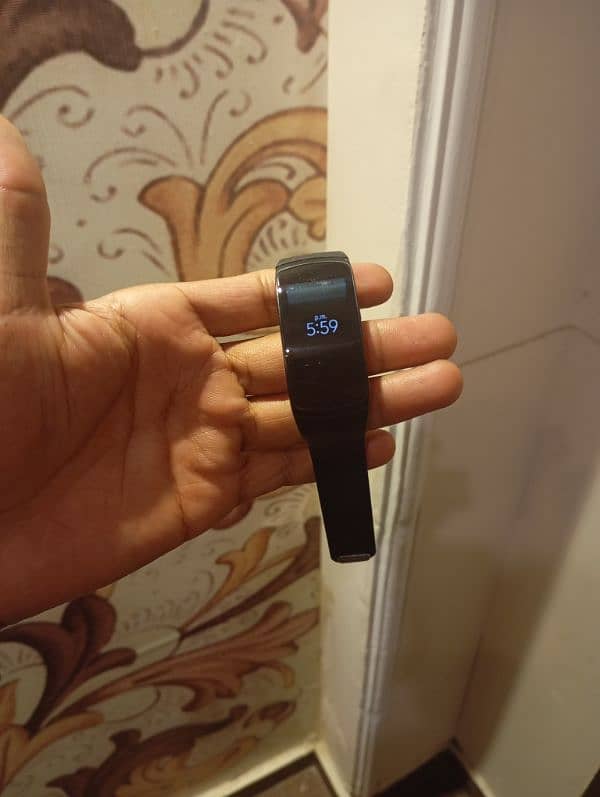 SAMSUNG GEAR FIT 2 PRO 12