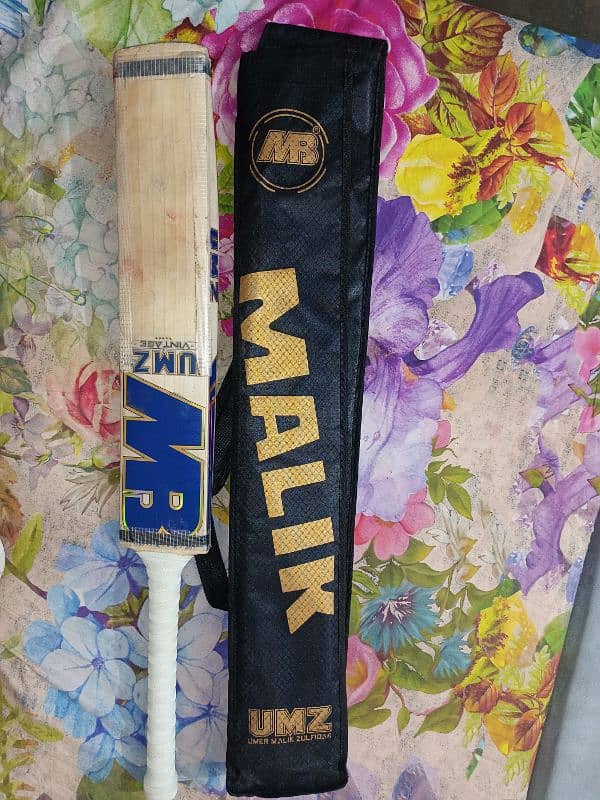 MB MALIK UMZ BAT VINTAGE 5 ***** edition. 2