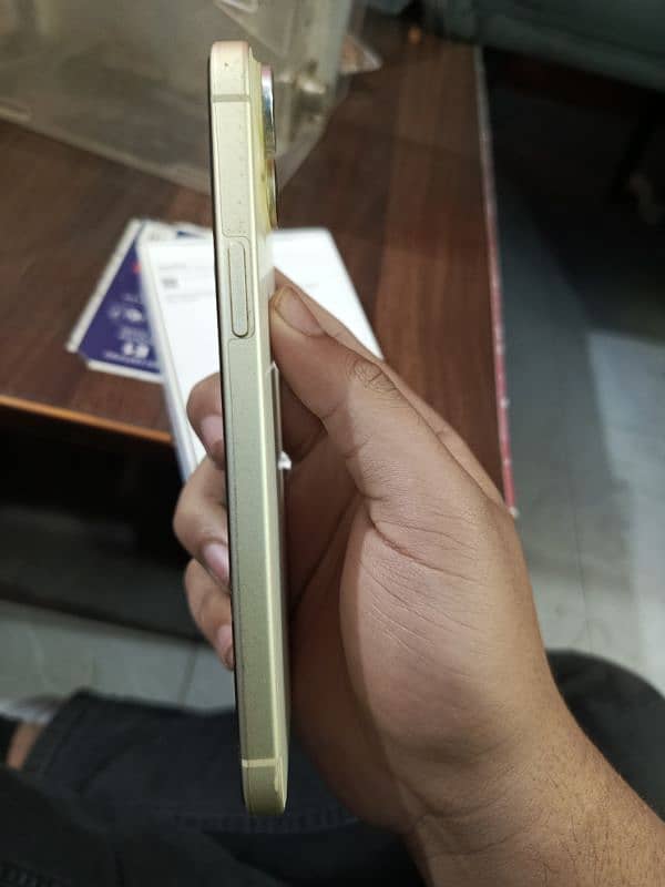 iPhone 15 Plus PTA 6