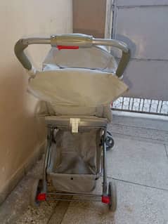 baby pram only used one month condition 9/10