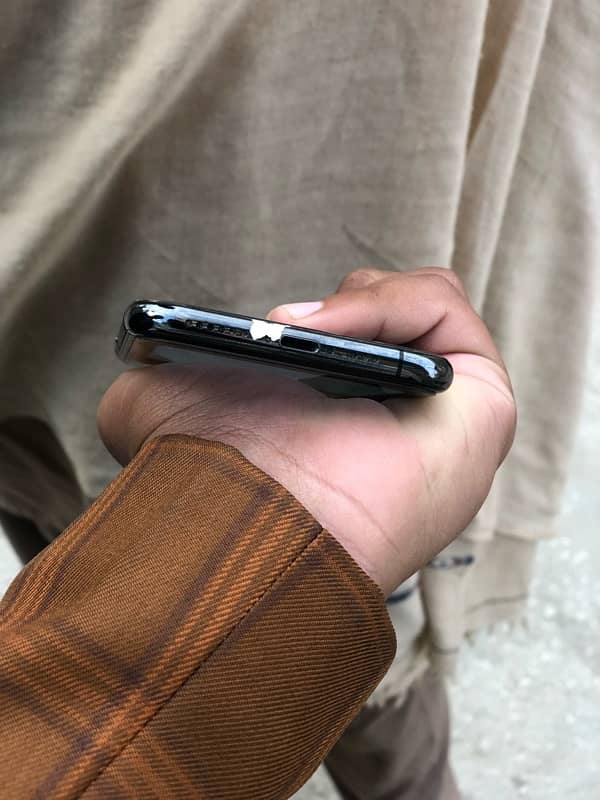 iphone Xs for sale 4