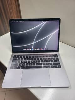 Macbook pro 2016 13inch 8gb 256gb