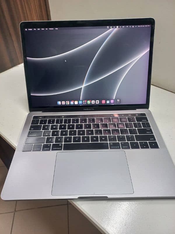 Macbook pro 2016 13inch 8gb 256gb 1