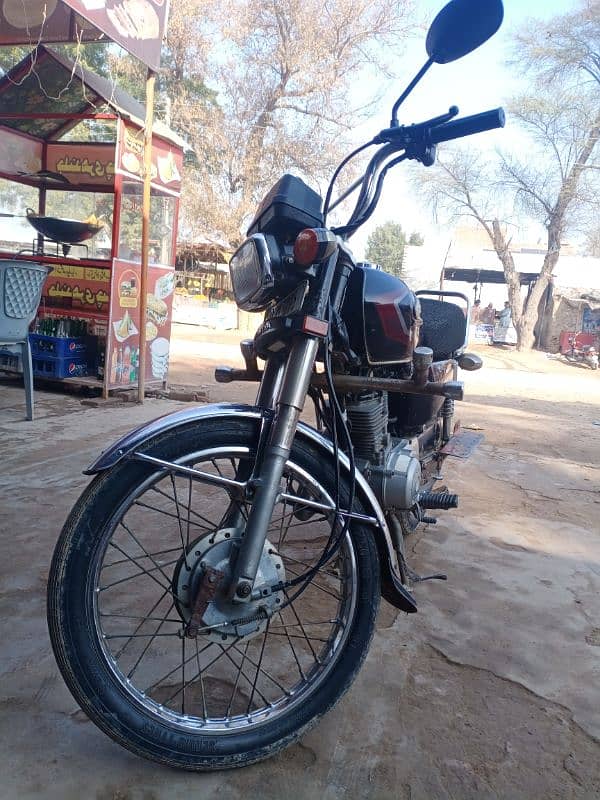 Honda CG 125 Black contact number call/SMS and WhatsApp 03125057401 5