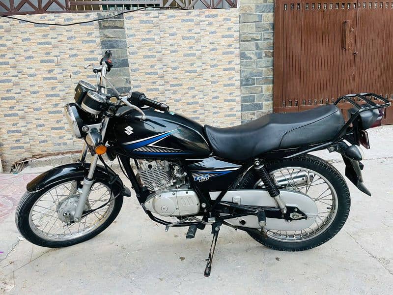 Suzuki Bike 150cc 0