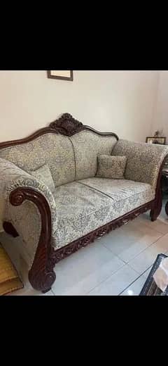 7 seater sofa set in excellent condition