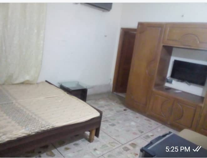 Hostel for Rent/Guest room/Boys Room/Sharing Room 3