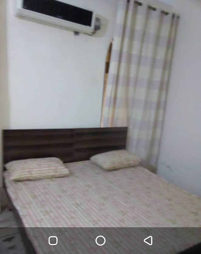 Hostel for Rent/Guest room/Boys Room/Sharing Room 8