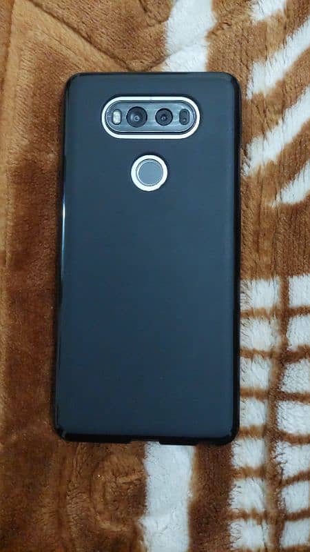 LG v20 official PTA Approved 4/64 single sim only phone 2