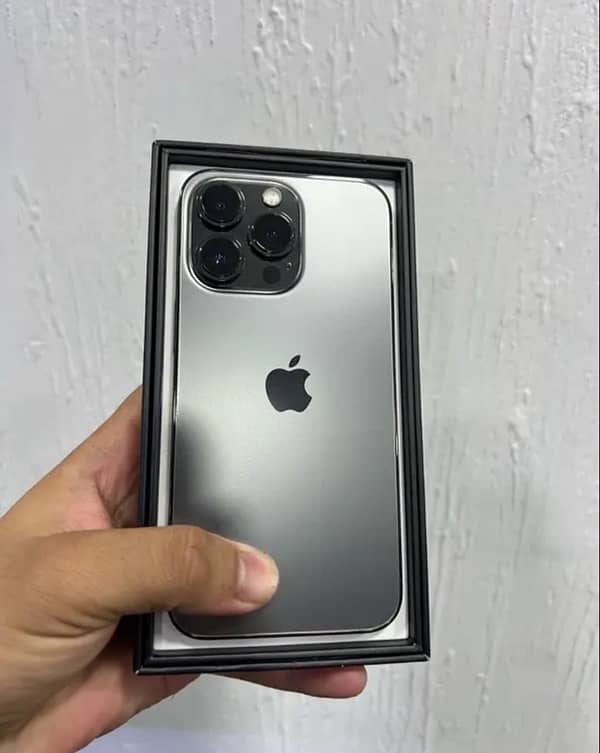 iphone 13 pro 128 gb dual sim pta approved             11 12 14 15 16 0